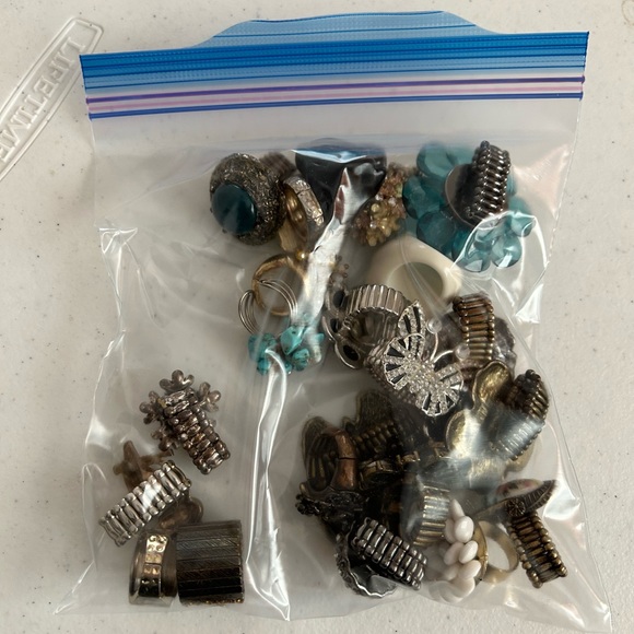 Stretchy Rings - Picture 2 of 2